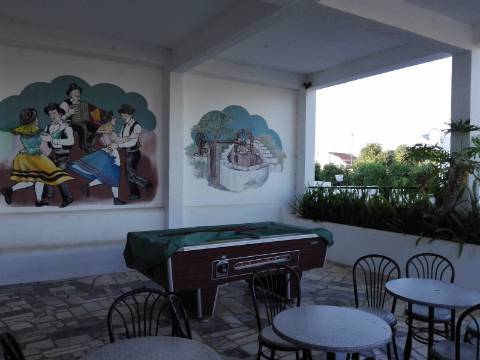 Apart hôtel de 32 quartos e piscina na Ria formosa, com possibilidade de ampliação.