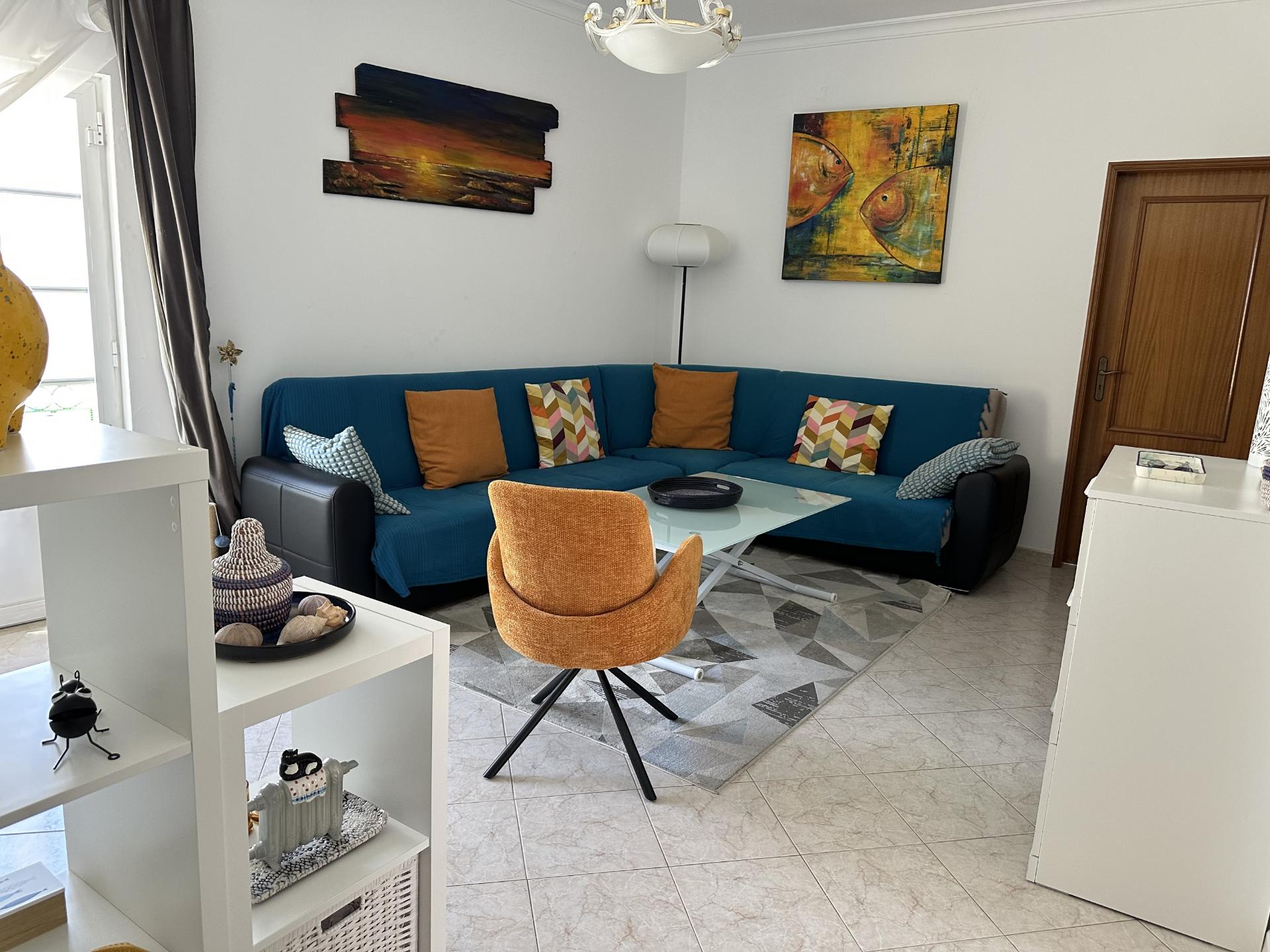 Moradia Bi-Familiar com vista mar na Fuseta!