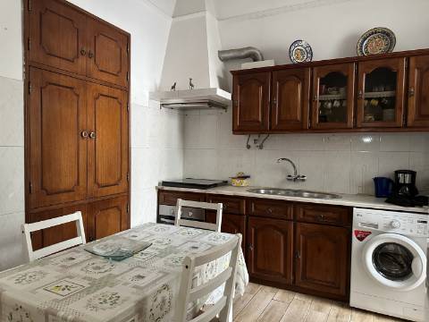 Moradia Bi-Familiar com vista mar na Fuseta!