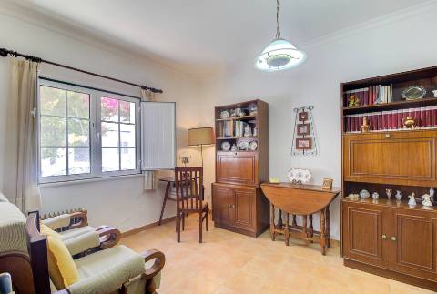 Moradia T3 com Terreno e Terraços - Castro Marim