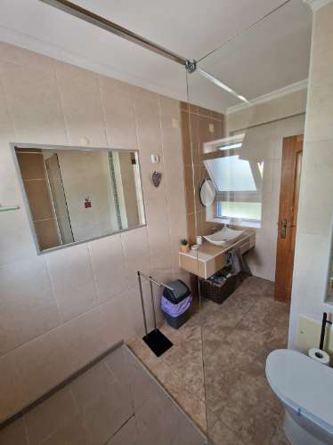Magnífica e luxuosa moradia T4 com piscina e magnifica área exterior