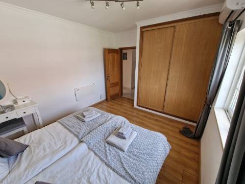 Magnífica e luxuosa moradia T4 com piscina e magnifica área exterior