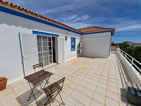 Magnífica e luxuosa moradia T4 com piscina e magnifica área exterior