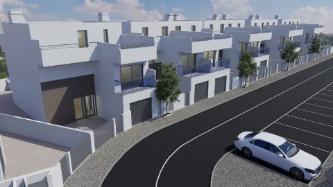 Moradia T3+2 com Piscina a Apenas 500 Metros da Praia da Lota