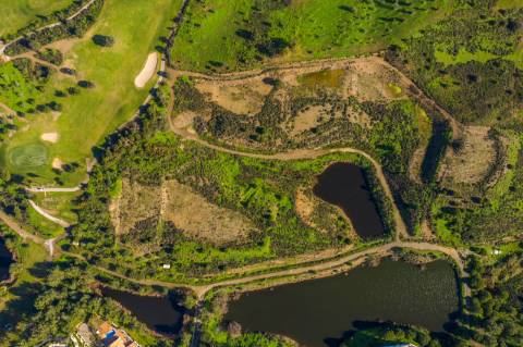 Lote de terreno no prestigiado Castro Marim Golf e Country Club, localizado em Castro Marim, Algarve.