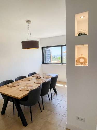 Moradia T3 geminada em condomínio fechado Ocean View