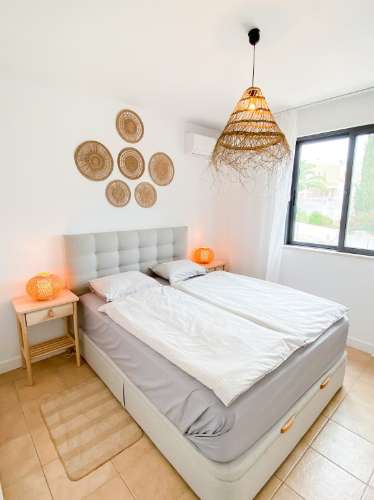 Moradia T3 geminada em condomínio fechado Ocean View