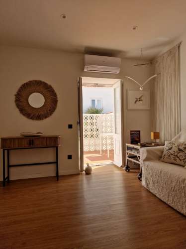 Elegante Apartamento T2 para Arrendamento Temporário no Edifício Histórico Guarda Cabreira - Castro Marim