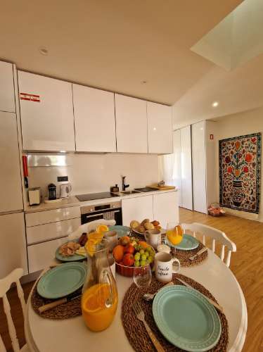Elegante Apartamento T2 para Arrendamento Temporário no Edifício Histórico Guarda Cabreira - Castro Marim