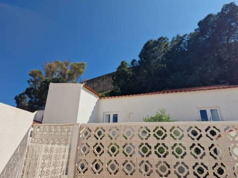 Elegante Apartamento T2 para Arrendamento Temporário no Edifício Histórico Guarda Cabreira - Castro Marim