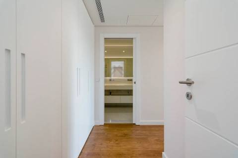 Apartamento T3 com box e arrecadação - Montijo