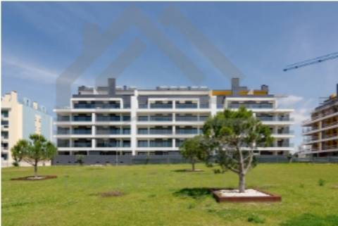 Penthouse T5 duplex com piscina - Montijo