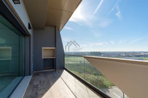 Apartamento T4 Duplex - Montijo