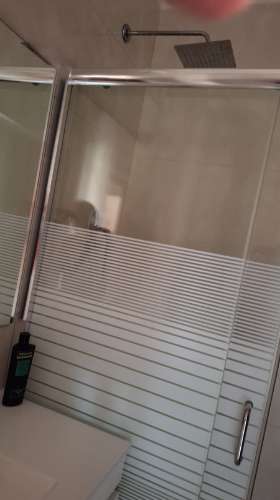 Andar T2 em bom estado de conservação | Prédio de qualidade c/ elevadores | Cozinha equipada | Junto à estação de barcos e comboios | Vistas Panorâmicas sobre o Rio e Cidade !!!
N.B.: Imóvel c/ Inquilino c/ Renda atualizada