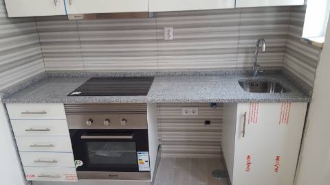 Moradia térrea geminada tipo T0+1 | Acabamentos modernos | Junto ao Continente do Barreiro