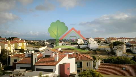  Moradia T5 com Vista de Mar Deslumbrante em Baleia, Carvoeira 