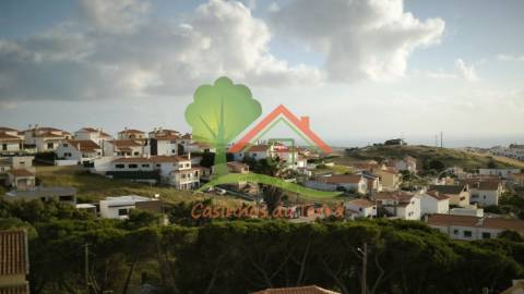  Moradia T5 com Vista de Mar Deslumbrante em Baleia, Carvoeira 