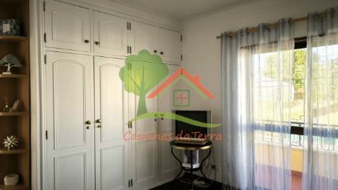  Moradia T5 com Vista de Mar Deslumbrante em Baleia, Carvoeira 