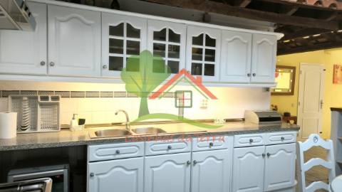  Moradia T5 com Vista de Mar Deslumbrante em Baleia, Carvoeira 