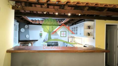  Moradia T5 com Vista de Mar Deslumbrante em Baleia, Carvoeira 