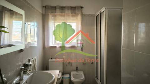  Moradia T5 com Vista de Mar Deslumbrante em Baleia, Carvoeira 