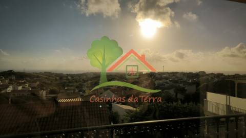  Moradia T5 com Vista de Mar Deslumbrante em Baleia, Carvoeira 