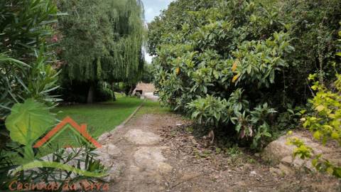  Terreno rústico perto de Catribana 