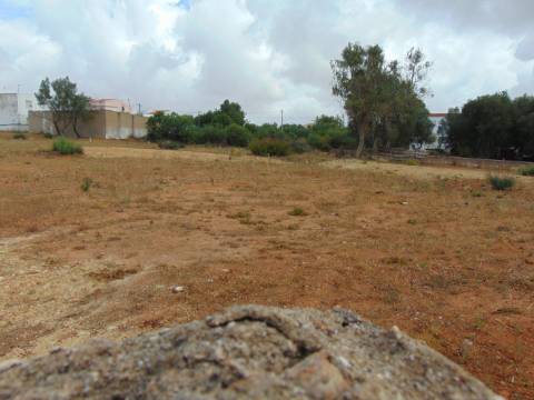 Terreno para construção em Almancil
