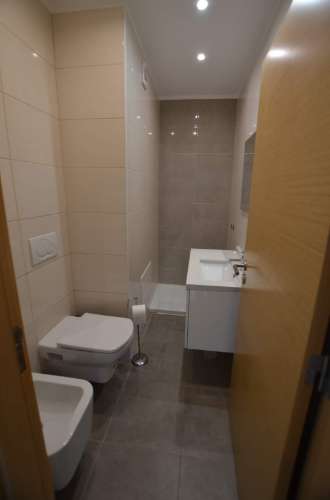 Moradia T1inserida em condomínio com piscina