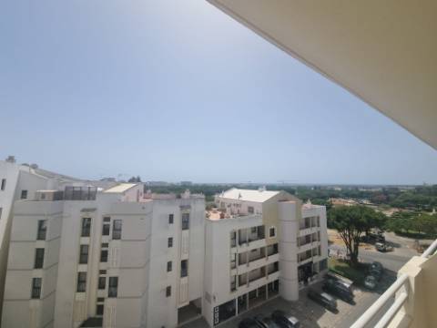 Estúdio com Vista Mar em Vilamoura, mobilado e Estacionamento.