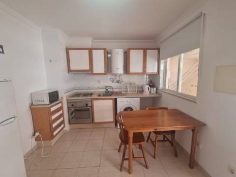 Estúdio com Vista Mar em Vilamoura, mobilado e Estacionamento.