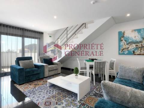 Guest House com 10 Quartos em Branqueira - Albufeira