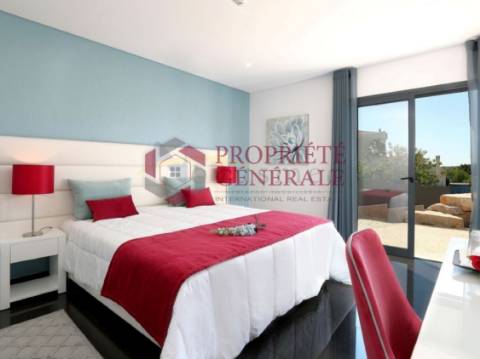 Guest House com 10 Quartos em Branqueira - Albufeira