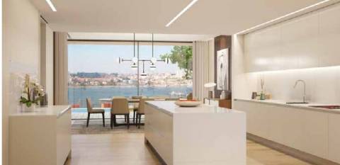 Moradia isolada T4 , junto à Foz do Rio Douro.