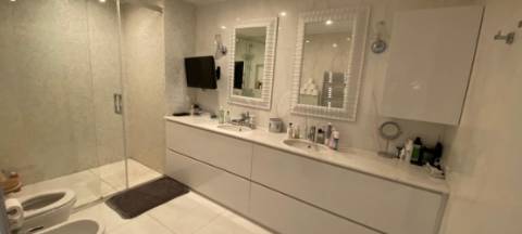 Apartamento T2 de luxo com fantásticas vistas para o mar no Mónaco