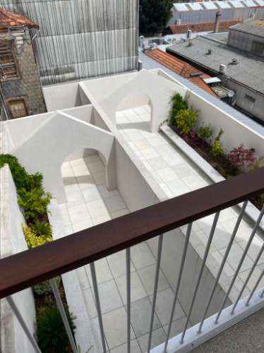 Apartamento T0+1 junto á Torre dos Clérigos, Porto