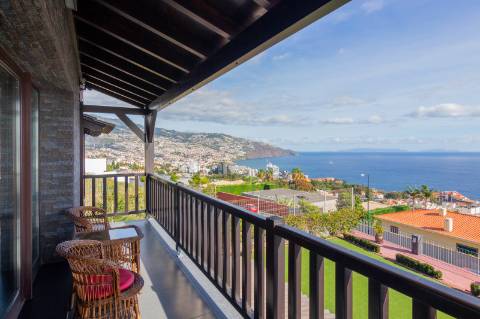 Moradia de Luxo T5 em São Martinho