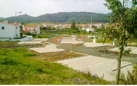 Terreno Urbano para desenvolvimento de moradias e hotelaria