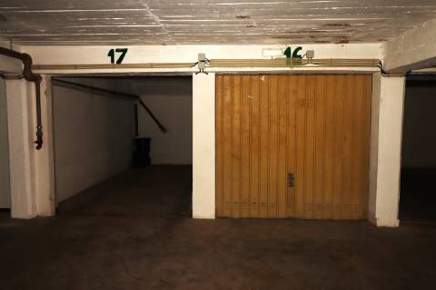 Apartamento T2 remodelado primeira linha de Mar em Quarteira