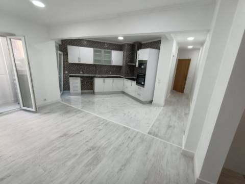 Apartment T3 Dupex Remodelado