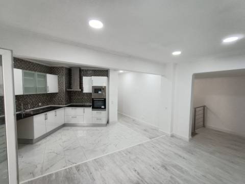 Apartment T3 Dupex Remodelado