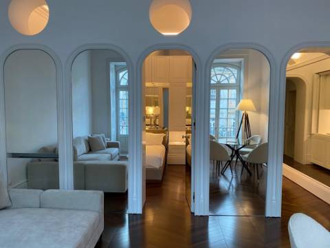 Apartamento T0+1 junto á Torre dos Clérigos, Porto