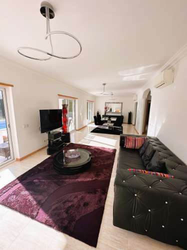 Fantástica moradia T4 com vista mar e piscina - Loulé, Algarve