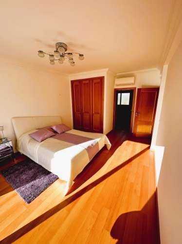 Fantástica moradia T4 com vista mar e piscina - Loulé, Algarve