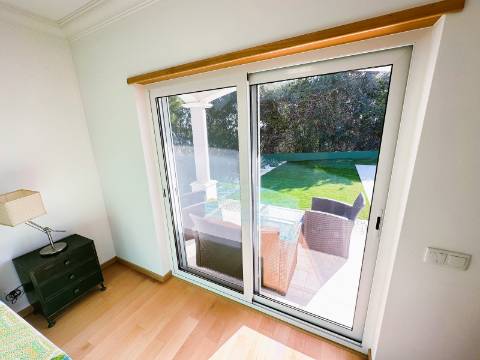 Fantástica moradia T4 com vista mar e piscina - Loulé, Algarve