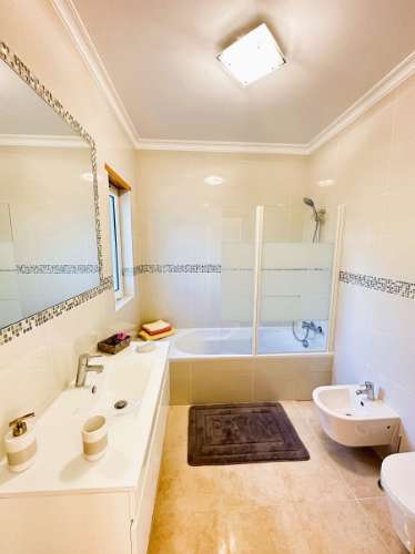 Fantástica moradia T4 com vista mar e piscina - Loulé, Algarve