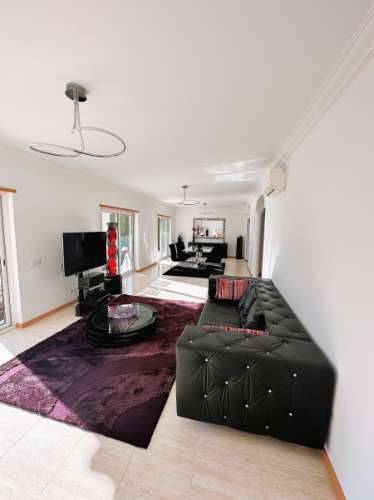 Fantástica moradia T4 com vista mar e piscina - Loulé, Algarve