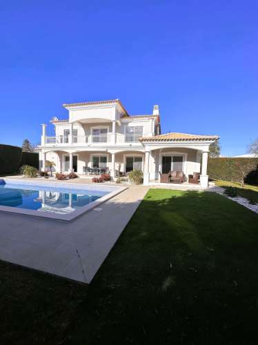 Fantástica moradia T4 com vista mar e piscina - Loulé, Algarve