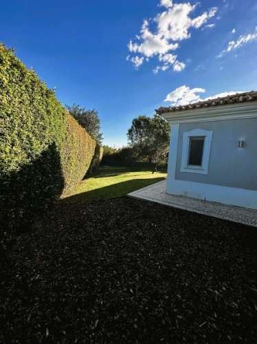 Fantástica moradia T4 com vista mar e piscina - Loulé, Algarve