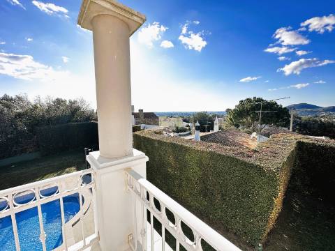 Fantástica moradia T4 com vista mar e piscina - Loulé, Algarve